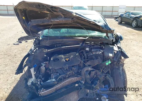 2021 Kia Forte Fe z USA, uszkodzony, nr VIN 3KPF24AD1ME375664